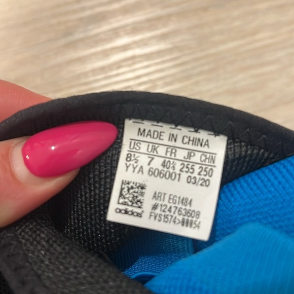 Adidas Stycon Black and Blue Women's ALL COURT TENNIS Shoes Size 8.5 - Picture 11 of 12